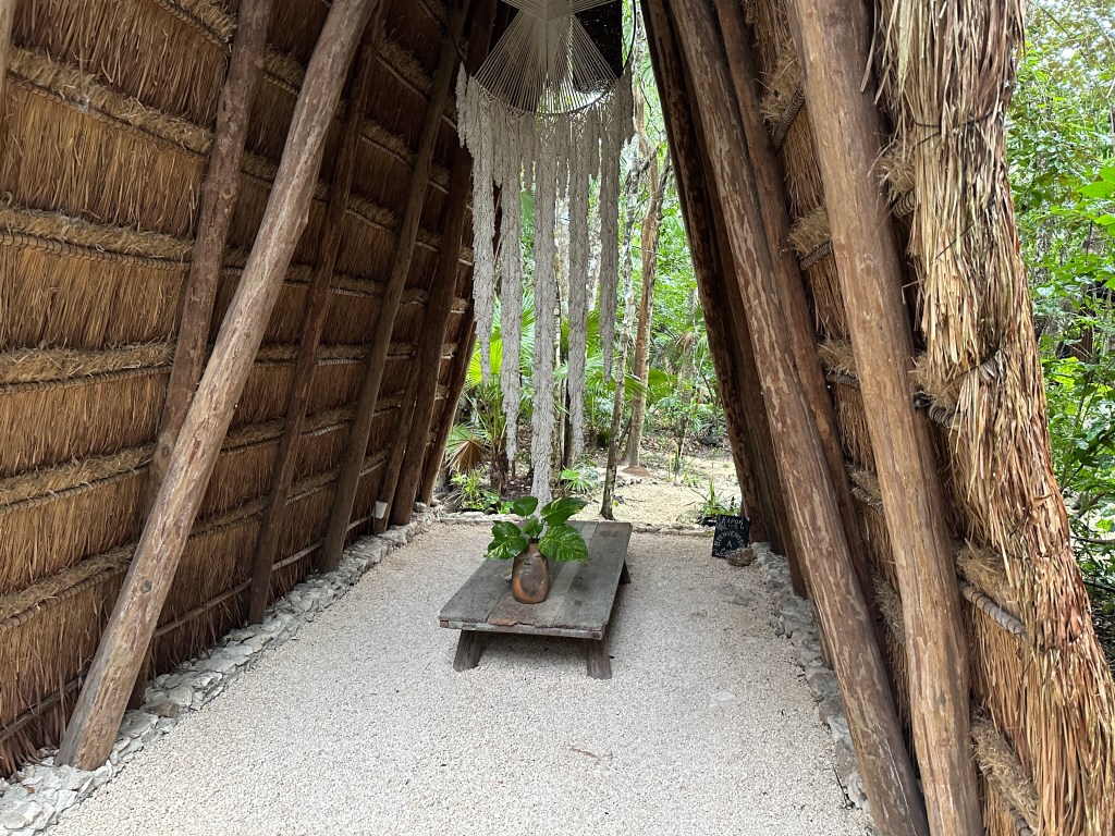 Hut voor meditatie in Kapok Bacalar. 