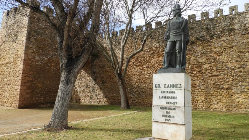 Gil Eanes Statue