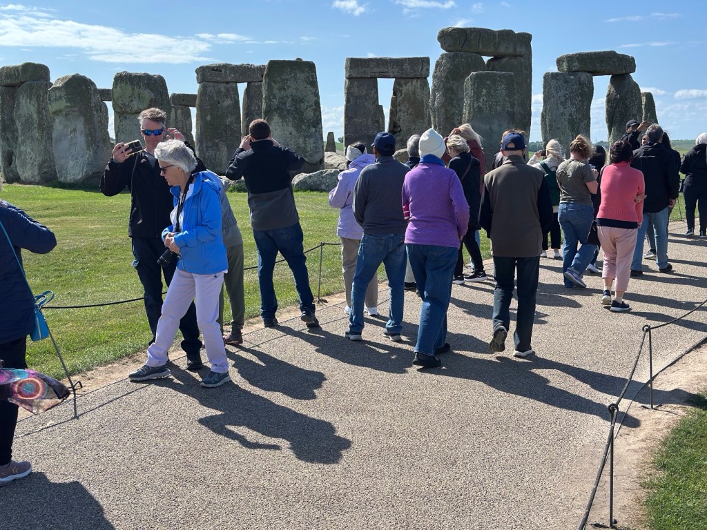 Stonehenge met veel bezoekers 