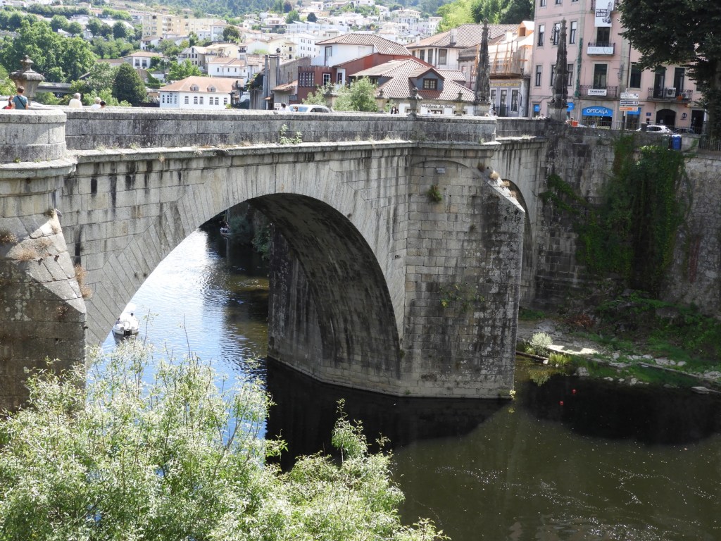 Brug over de Tâmega in Amarante.
