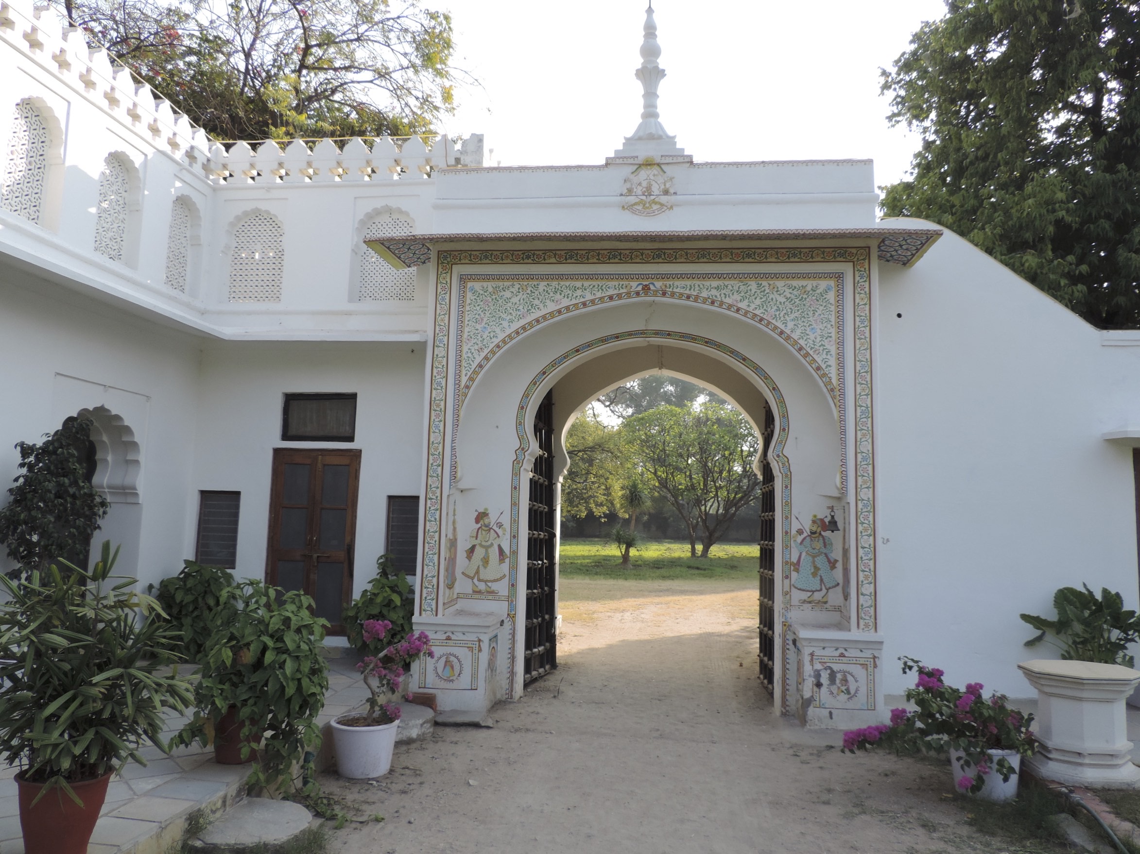 Hoofdingang Shahpura Bagh.
