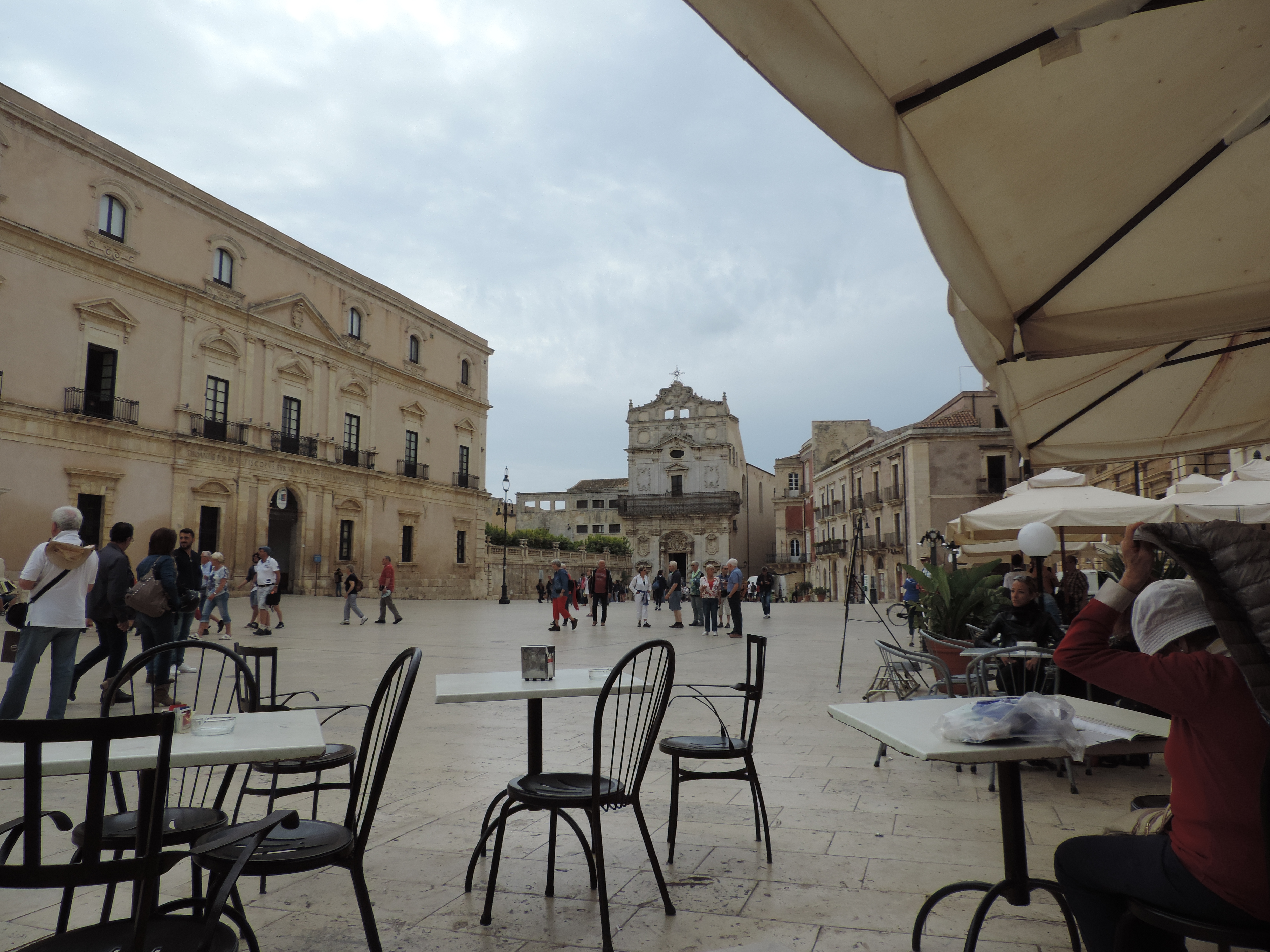 Piazza Duomo in Syracusa.