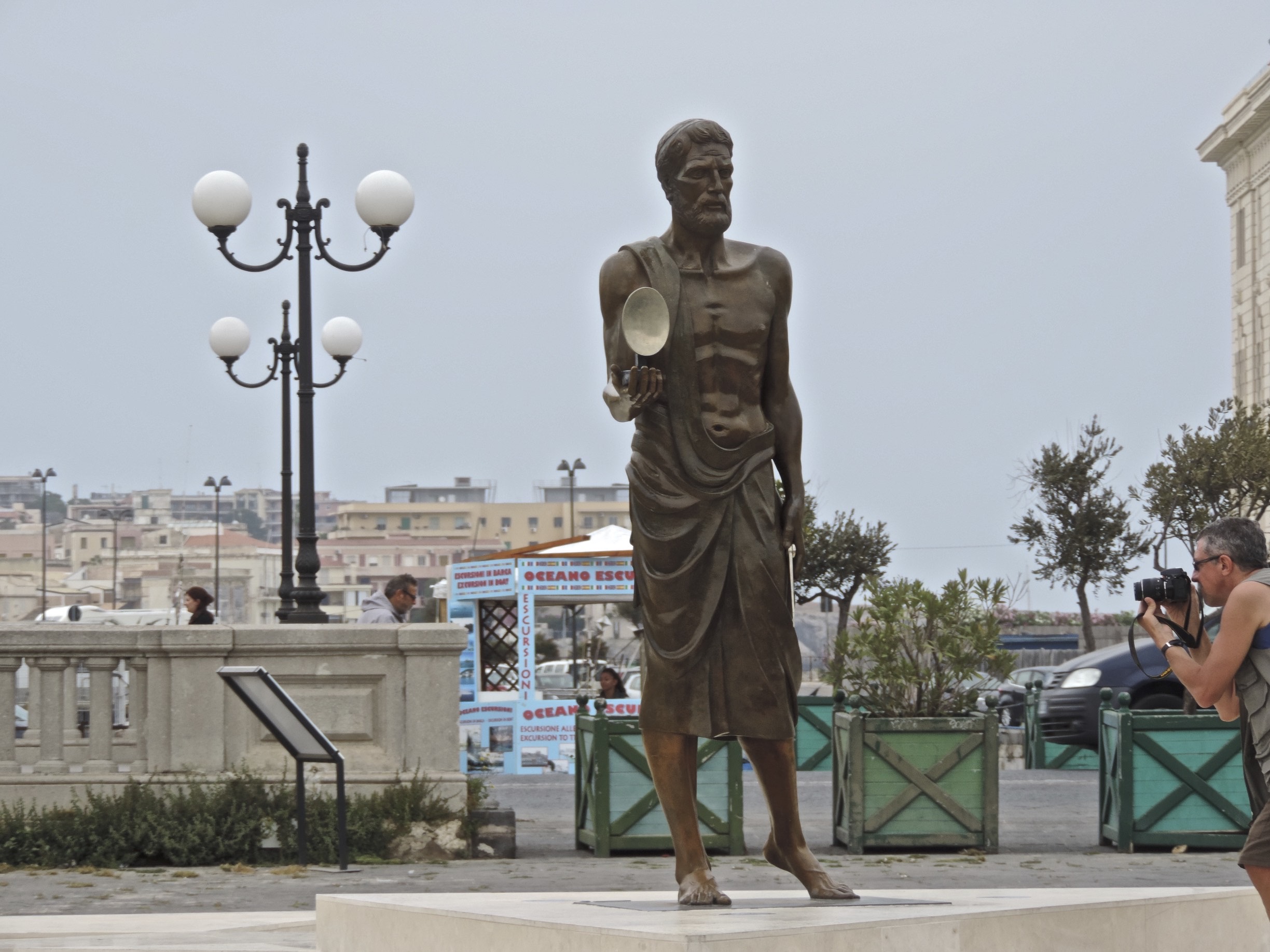 Standbeeld van Archimedes in Syracusa.