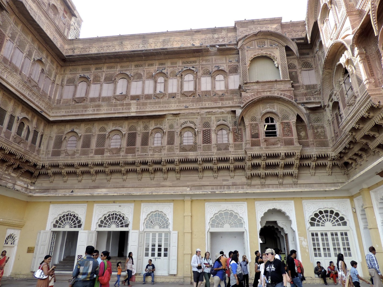 Binnenplei van Mehrangarh fort.