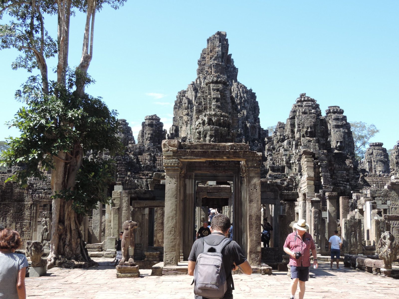 Ingang van tempel van Angkor Tom.