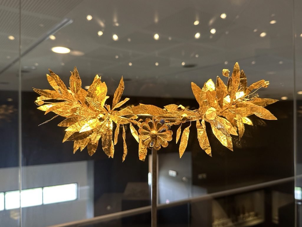Gouden lauwerkrans in Pella, archeologisch museum.