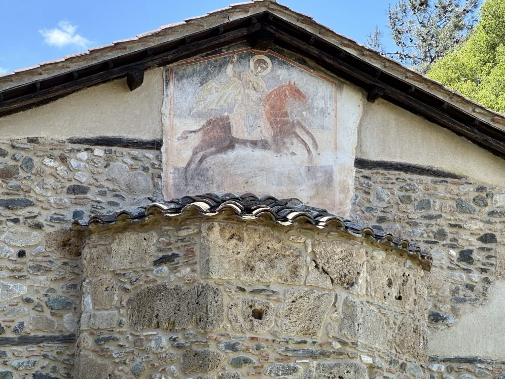 Muurschildering buiten op de kapel van Agios Demetrios