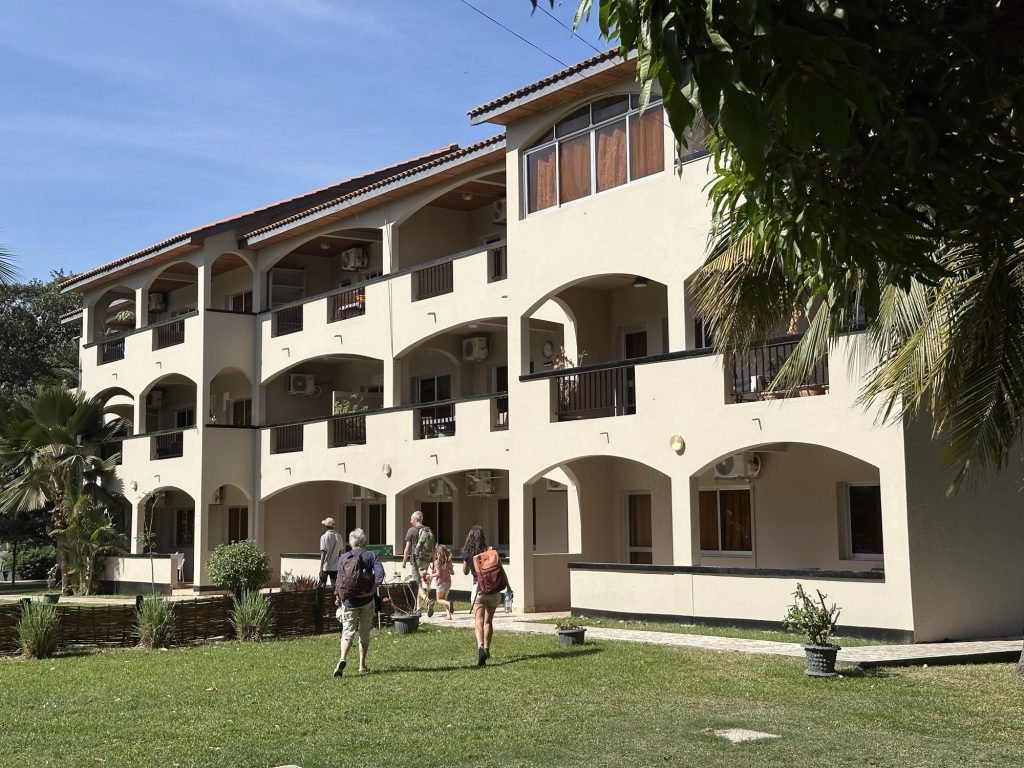 Kololi Beach Resort: 3 verdiepingen