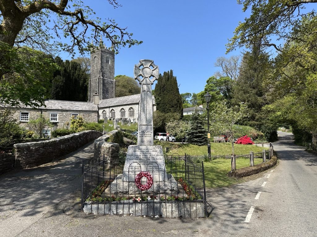 Zicht op de kerk van Altarnun, Bodmin Moor