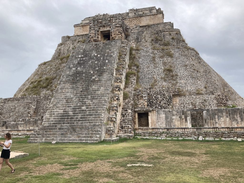 Grote trap-piramide in Uxmal.