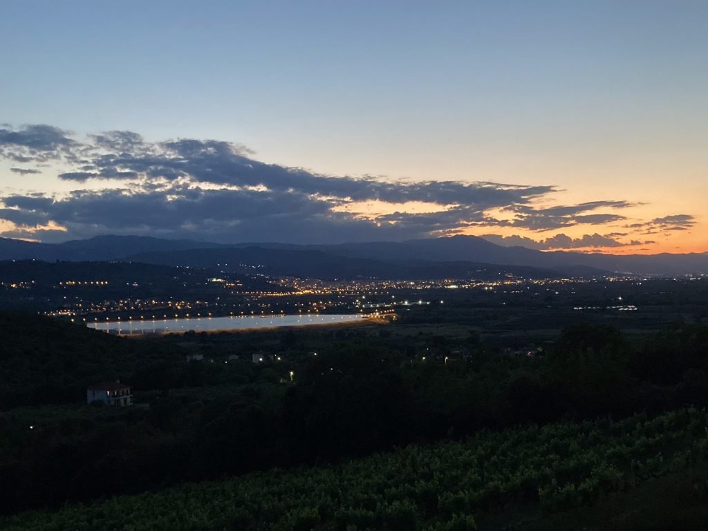 Veria, nachtpanorama. 